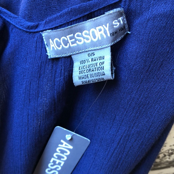 X S O L D X Women’s Pom Pom Cover-Up - Picture 5 of 5